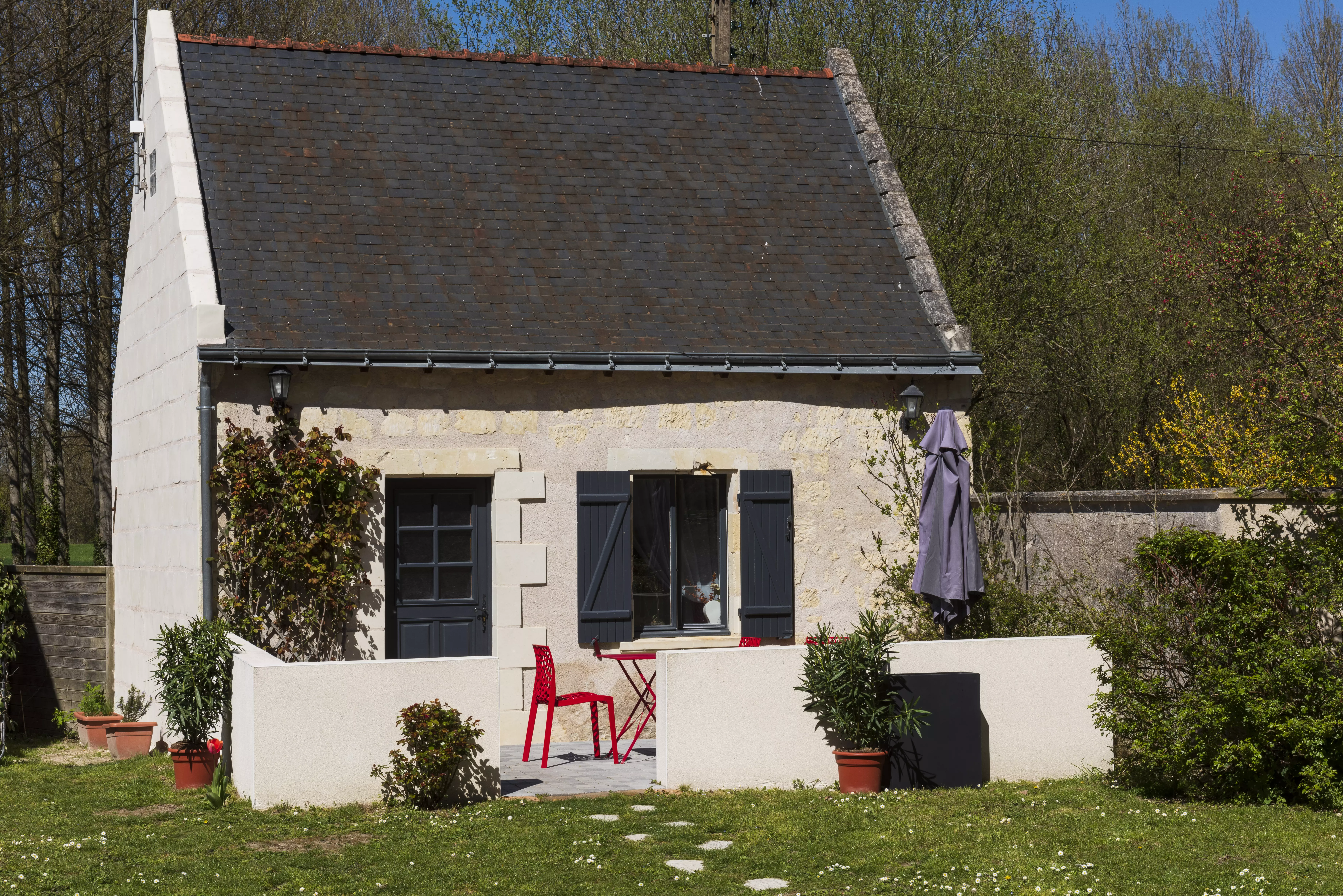 ENTRÉE DU GÎTE DU GÎTE DES HIRONDELLES